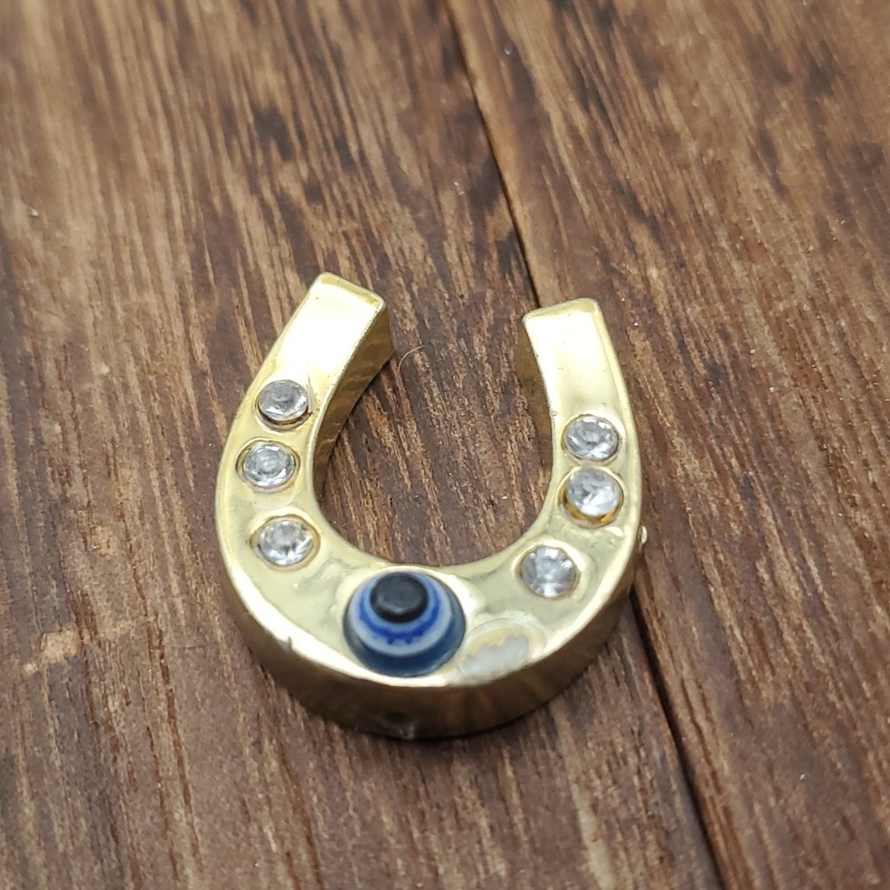 Pendant horseshoe‎ evil eye good luck charm